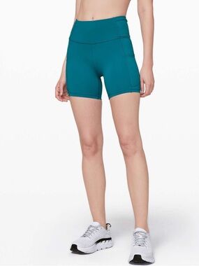Lululemon Fast And Free Short Size 6
